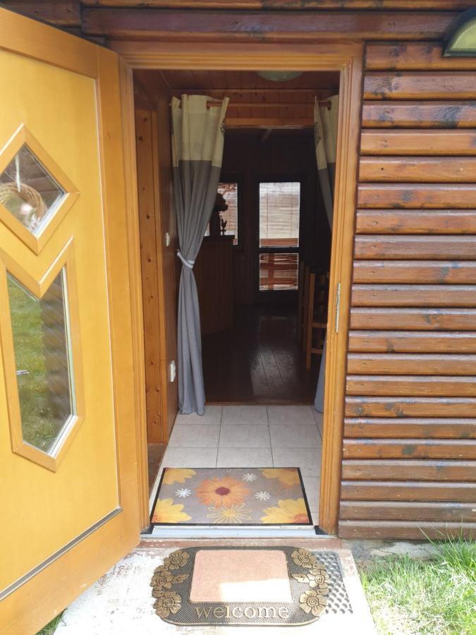 Chata Bobo Stozok Luaran gambar